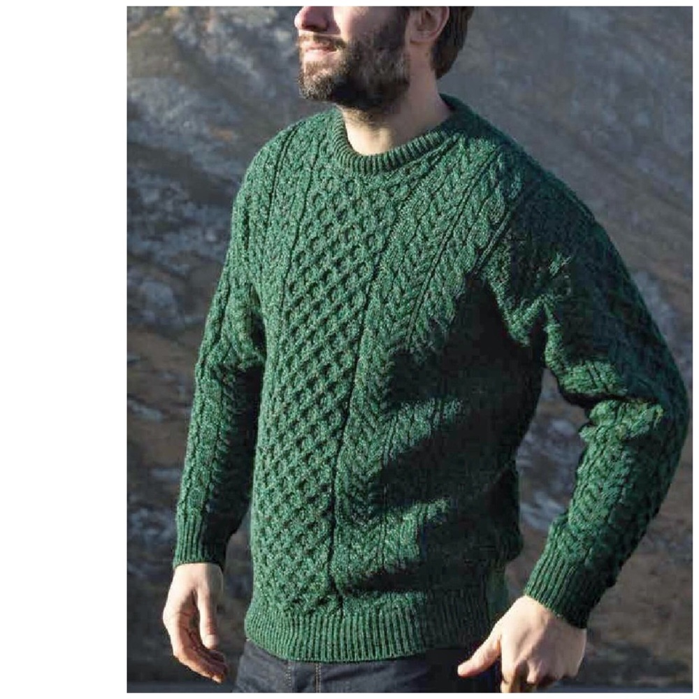 SOLD 🚫 CARRAIG DONN Cable Wool Turtleneck Sweater